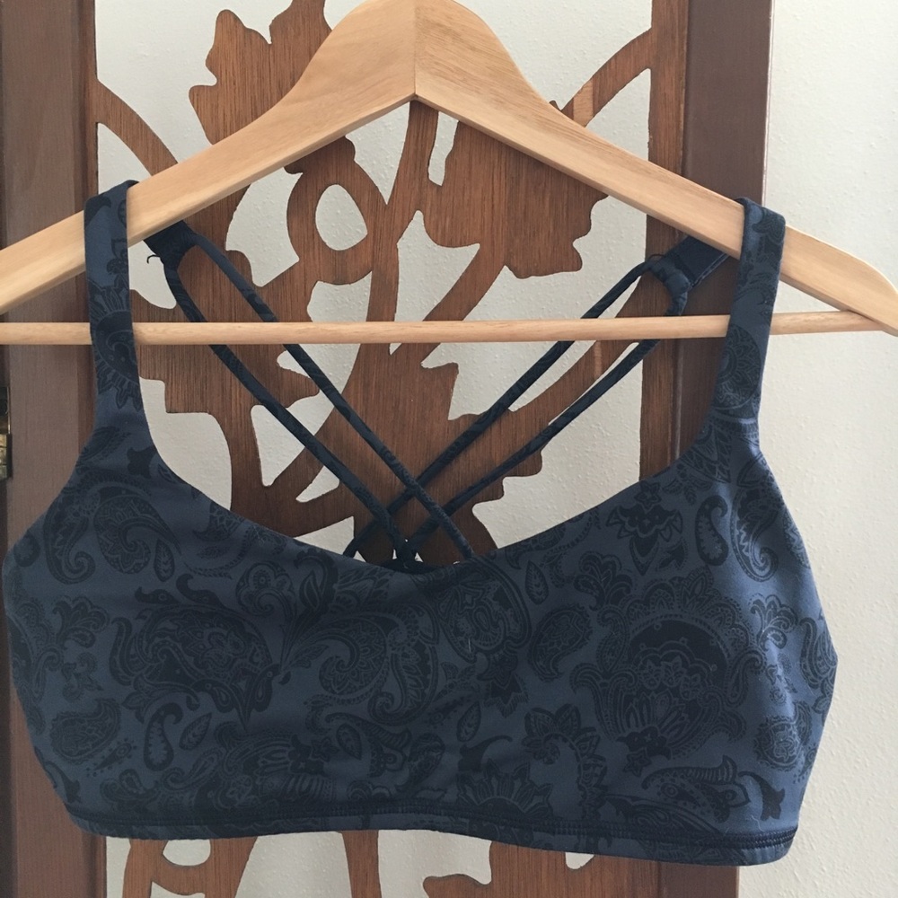 Lululemon bra